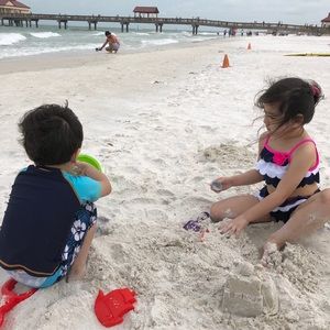 Meet your Posher, Evelyn